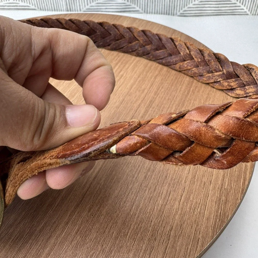 Brighton Well worn braided raised Brown Leather Belt Brass Buckle Size‎ 34